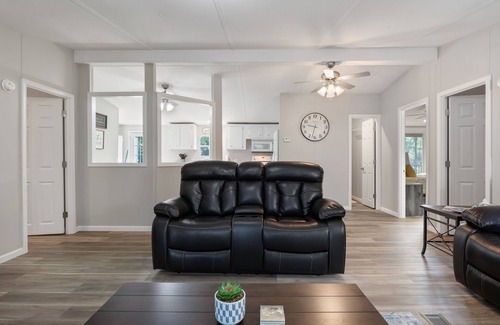 Rocky Mount House | New! 2 Homes-Firepit, Hot Tub, Huge Yard and Dock