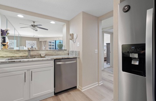 Briarcliffe Acres Condo | New 2025! Beautifully Decorated, Remodeled Kitchen & Baths, King/Queen/Queen!