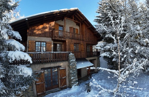 Villard-Reculas Ski Chalet | NEW 2025 Mountain chalet combining authentic charm and modern comfort!