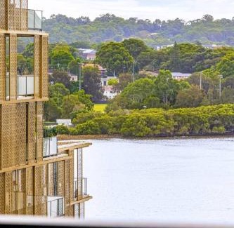 Wentworth Point Apartment | New 2B family gateway WWP