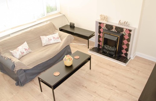 North Hykeham House | NEW 2BD Detached House in the Heart of Lincoln