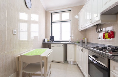 Sao Cristovao e Sao Lourenco Apartment | NEW! 2bedroom apt in the heart of downtown Lisbon, sunny 4th floor with elevator