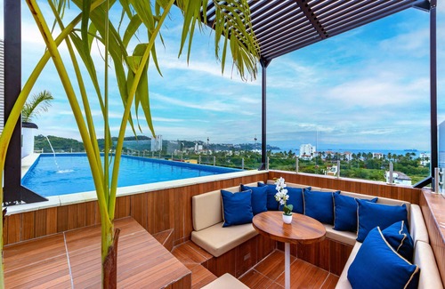 Manzanillo Apartment | NEW 2BR Apartment, Rooftop. Infinity BayView Pool