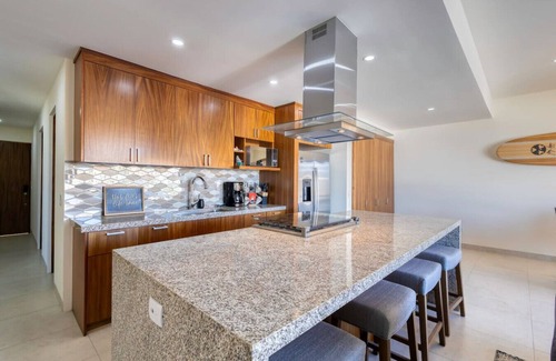 Libertad Apartment | New 3 BD Condo with Pool & Gym