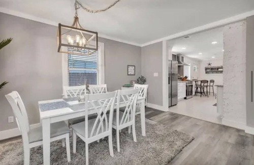 Demere Park Cottage | NEW 3 bdrm cottage in SSI with private pool/hot tub…walking distance to beach!