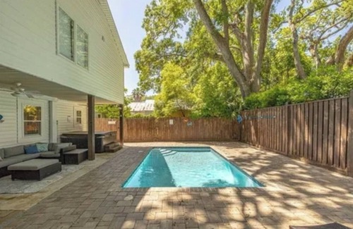 Demere Park Cottage | NEW 3 bdrm cottage in SSI with private pool/hot tub…walking distance to beach!