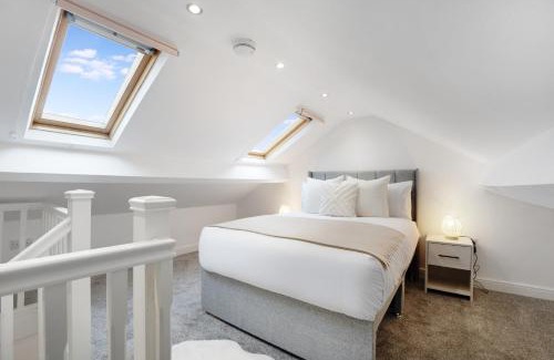 Spennymoor House | NEW! 3-Bedroom Homey Vibes in Stratton, Sleeps 6