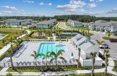 Braden River House | New 3-bedroom house located in Waterside, Lakewood Ranch!