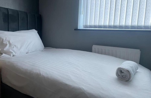 Lemington House | NEW 3-Bedroom Newcastle House
