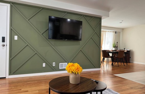 Newark House | NEW! 3BR Modern & Comfy Newark Unit