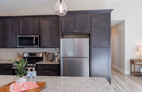 Buena Vista House | New 4-bedroom house in Buena Vista with WiFi and AC near SVU
