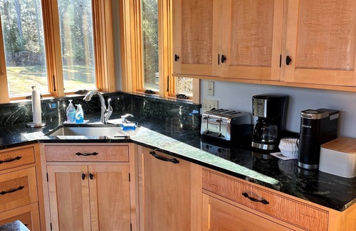 Jackson Ski Chalet | NEW 4 bedroom mountaintop chalet just above North Conway, ideal location.