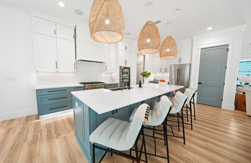 Lakeside at Blue Mountain Beach House | New 4BR Home w Bikes & Golf Cart in Blue Mnt. Experience Luxury at Coastal Pines