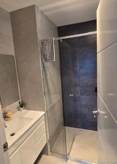 The Ponds Villa | New 5x bedroom The Ponds House