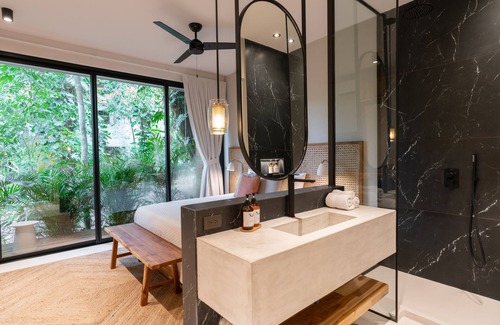 Carmen Resort | NEW 7BD Luxury Villa -Santa Teresa -Walk to Beach