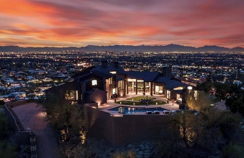 Biltmore Highlands House | NEW | Above Phoenix Vista Del Sol | Pool/Spa | Putting Green | 360 Views