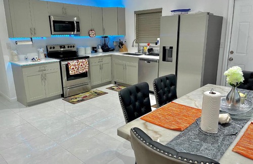 Pompano Beach Villa | New Air VACATION FUN