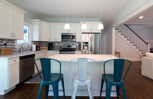 Clearwater Beach House | New and Modern East Hampton Home w/Heated Saltwater Pool and Beach Access!