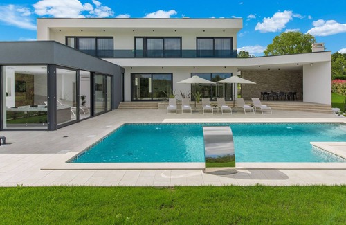 Kringa Cottage | New and modern villa with private pool and jacuzzi in central Istria