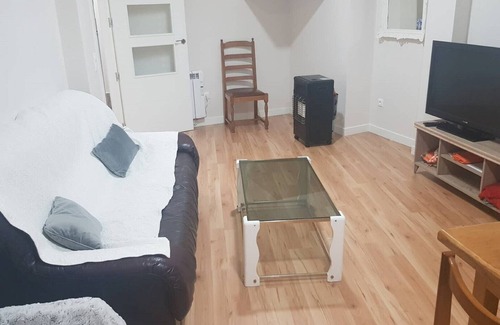 Santa Cruz de la Zarza House | New apartment 50 minutes from Madrid