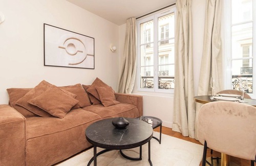 Arts-et-Metiers Apartment | New Apartment Center of Paris Le Marais