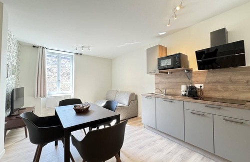 Riom Apartment | New apartment for 4 people in the heart of Riom