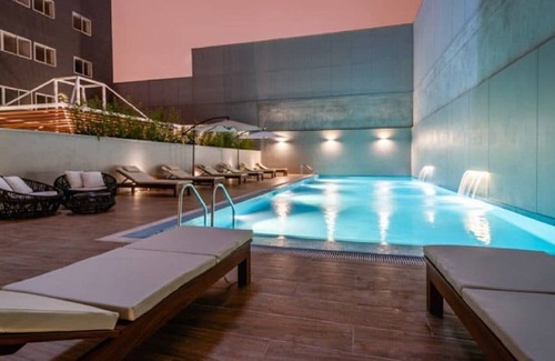 La Victoria Apartment | New Apartment! Great Location in Building "MET"