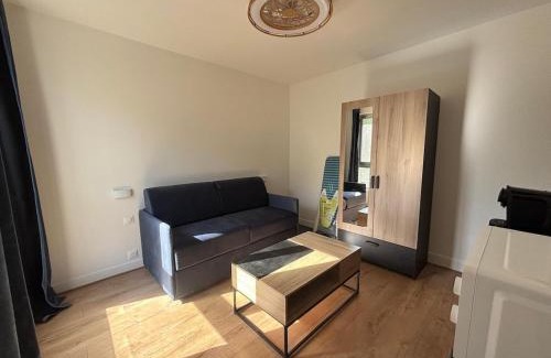 Neuilly-sur-Seine Apartment | New Apartment Hotel Palais des Congrès Porte Maillot 31