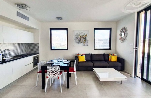 Tel Aviv Promenade Apartment | New Apartment Near the Beach With Parking TL53