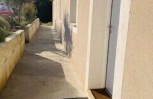 Viggianello Apartment | New * apartment on the outskirts of Propriano
