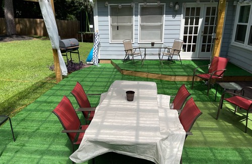 Jonesboro House | NEW ATL Metro Lux home PRIVATE POOL W/DECK .pet friendlyW/20% discount