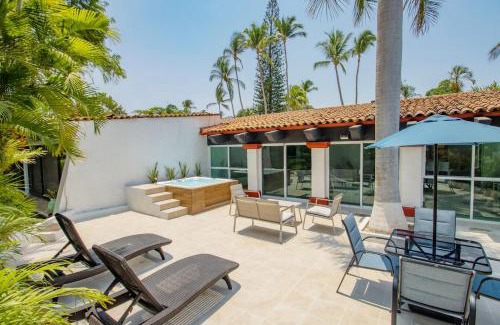 Granjas del Marques Apartment | New Bamboo La Tropical