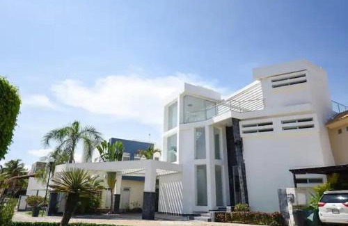 Playa Diamante Apartment | NEW Bamboo Pacifica