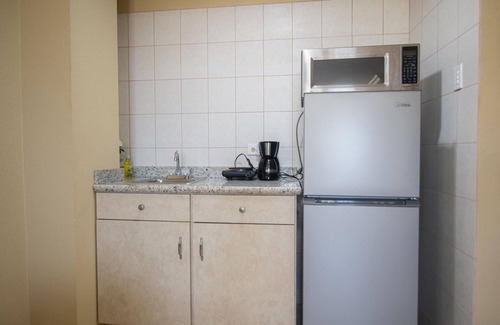 Oranjestad Apartment | NEW Bay Harbor Studio 203