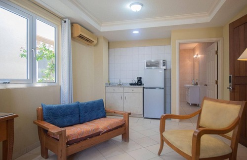 Oranjestad Apartment | NEW Bay Harbor Studio 203