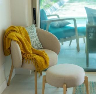 Carmen Villa | New Beachfront House - Casa Aura