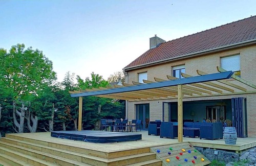 Frethun House | NEW: Beautiful family house with large jacuzzi 10min from the sea
