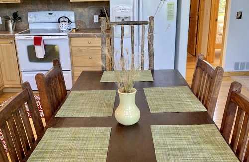 Stagetop House | New! Beautiful Mountain Home with Playground on Treed Acreage - Woodland Vista Retreat
