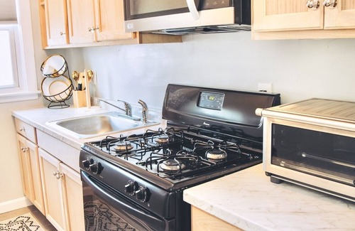 New Bedford House | New Bedford Getaway Near Riverside Park!