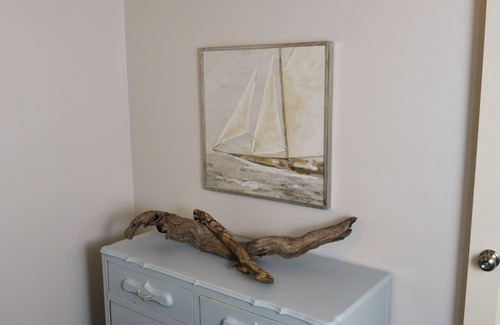 Versailles Cottage | New Beginnings Cottage