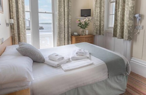 Weston-super-Mare Hotel | New Birchfield Hotel
