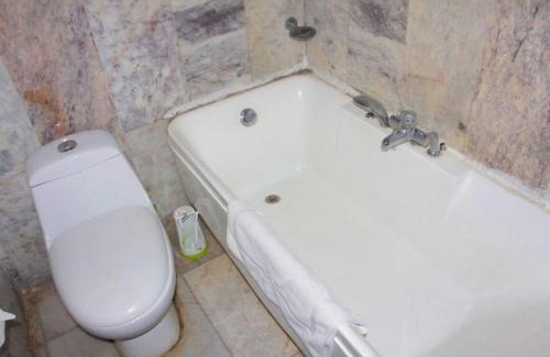 Gwarinpa Estate Cabin | New Blue Diamond Hotel - rosebud
