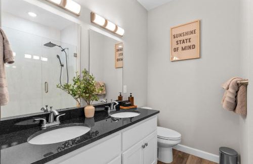 Branson Apartment | New! Branson - Walk-in Sleeps 8