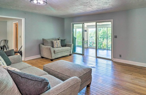 Bull Shoals House | NEW! Bright Bull Shoals Home w/ View of the Lake!