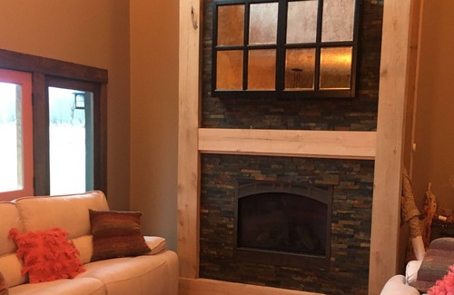 Mendon House | New Build, Great Cook's Kitchen and Great for (well- behaved) Children