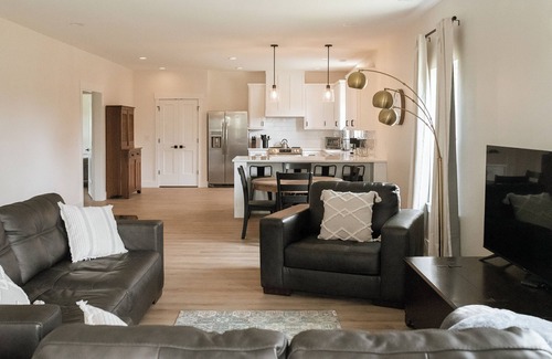 Lowell House | New build near Beaver Lake