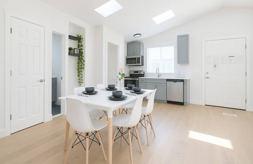 Sunnyvale House | New Build Smart Home 3 Bedroom