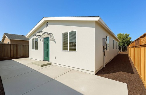 Sunnyvale House | New Build Smart Home 3 Bedroom