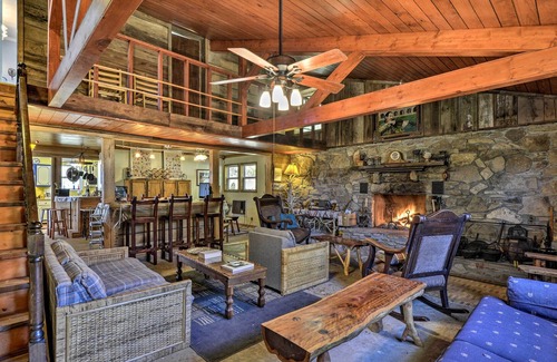 Lawrence County Cabin | NEW! Cabin on Shoal Creek, 9 Mi. to Crockett Park!