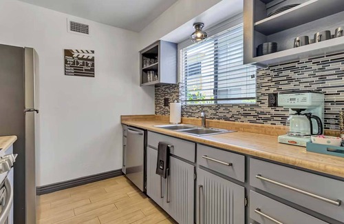 South Scottsdale Apartment | NEW Camelback House Walk to Old Town